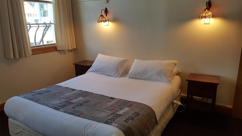 Whakatane Hotel Экстерьер фото
