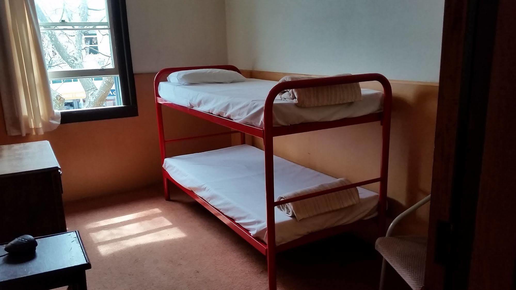 Whakatane Hotel Экстерьер фото